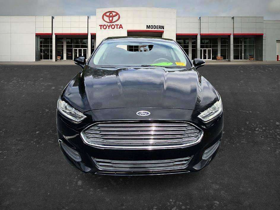 Used 2016 Shadow Black Ford SE image 19