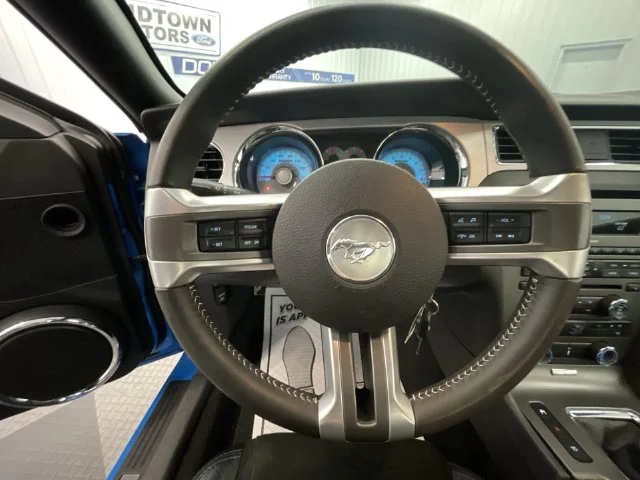 Used 2010 Grabber Blue Ford GT Premium image 14