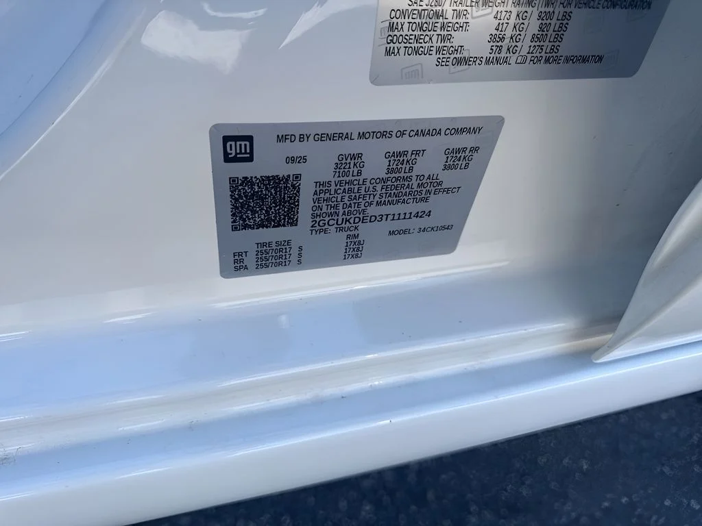 Used 2026 White Chevrolet LT image 38