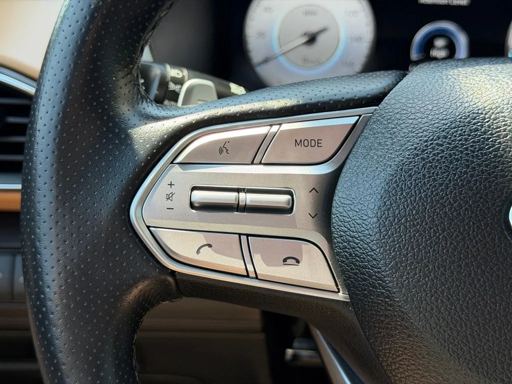 Used 2023 Black Hyundai Calligraphy image 18