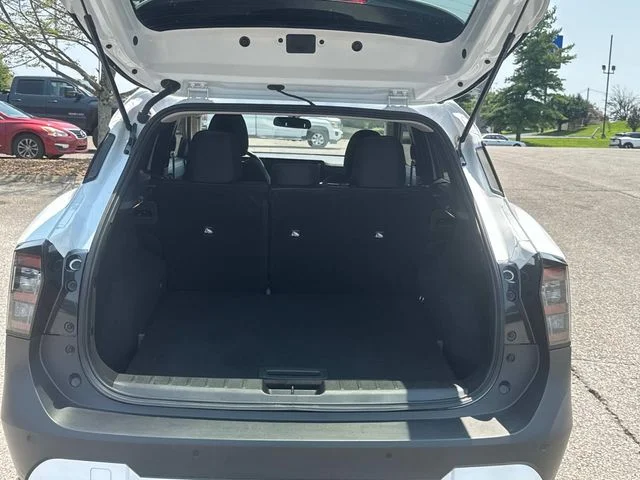 Used 2025 White Nissan SV image 14