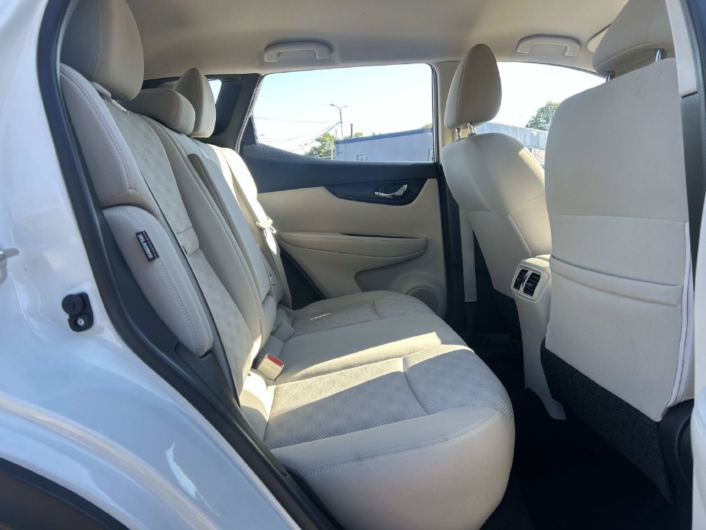 Used 2020 White Nissan SV image 16
