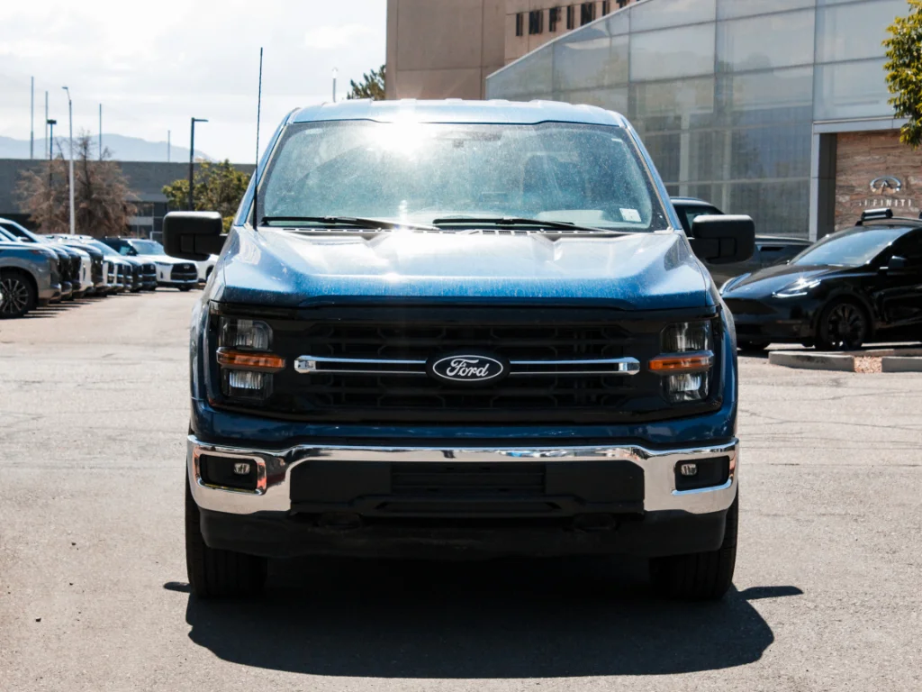 Used 2025 Blue Ford XLT image 2