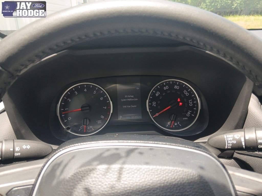 Used 2021 White Toyota XLE image 18