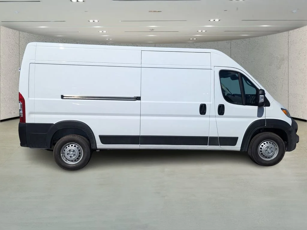 New 2026 Bright White Clear-Coat Exterior Paint RAM Tradesman image 3