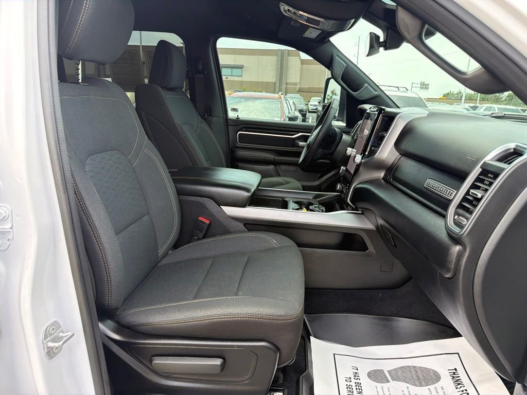 Used 2025 White Ram Big Horn/Lone Star image 18