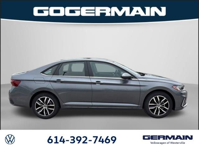 New 2026 Platinum Gray Metallic Volkswagen 1.5T SE image 6
