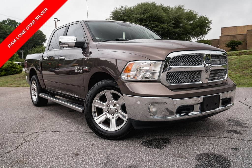 2018 RAM 1500 Lone Star Silver 4x4 Crew Cab 5'7's photo