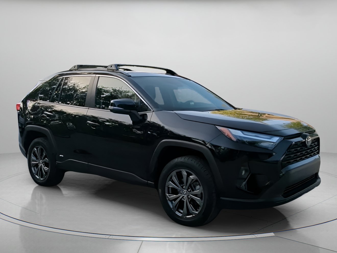 Used 2023 Midnight Black Metallic Toyota Hybrid XLE Premium image 35