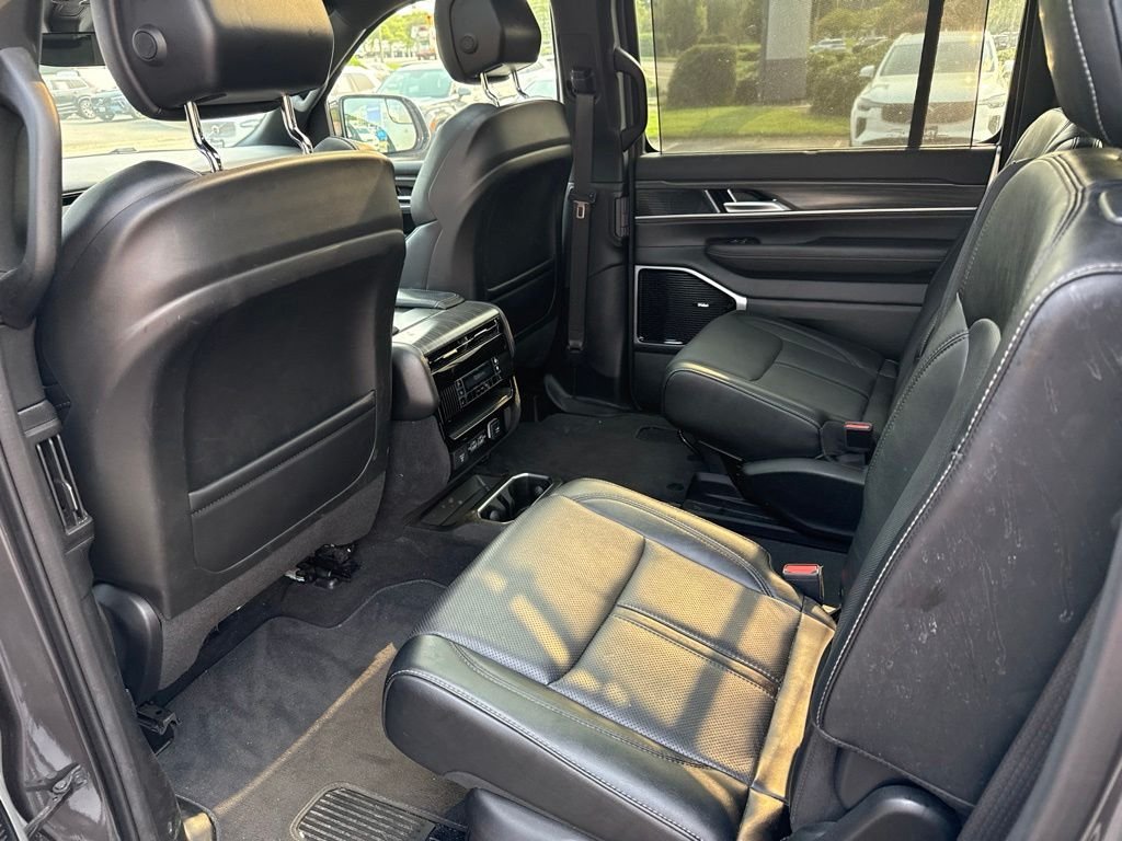 Used 2023 Gray Jeep Series III image 6