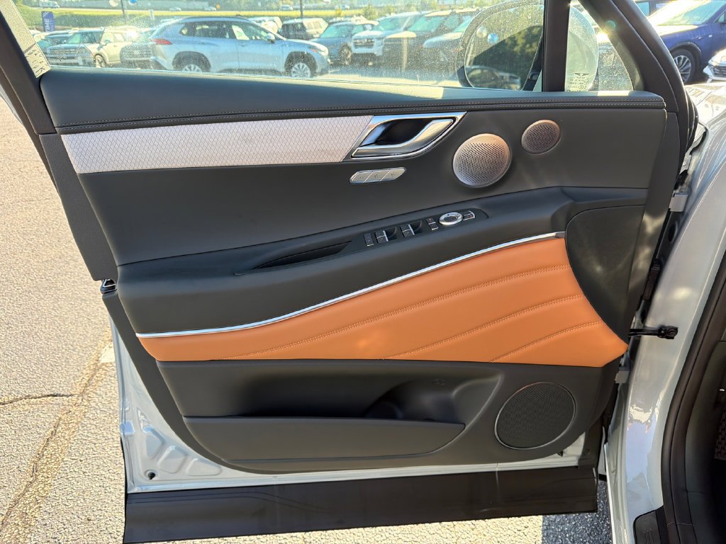 New 2027 Blue Genesis 2.5T ADVANCED image 10