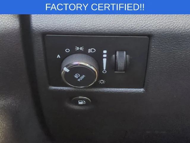 Used 2019 Gray Jeep Limited image 19