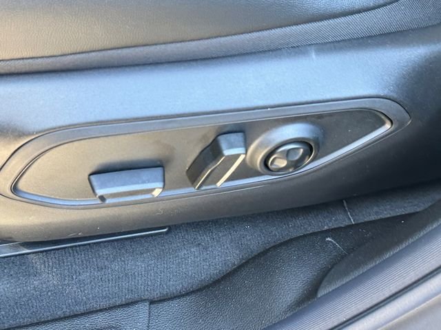 New 2026 Baltic Gray Metallic Clear-Coat Exterior Paint Jeep Laredo Altitude image 17