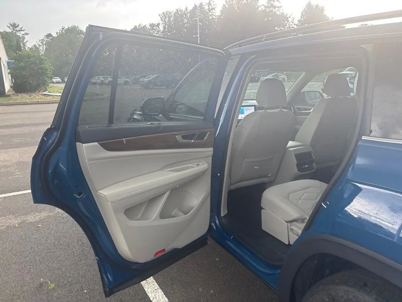 New 2026 Blue Volkswagen 2.0T SE w/Technology image 10