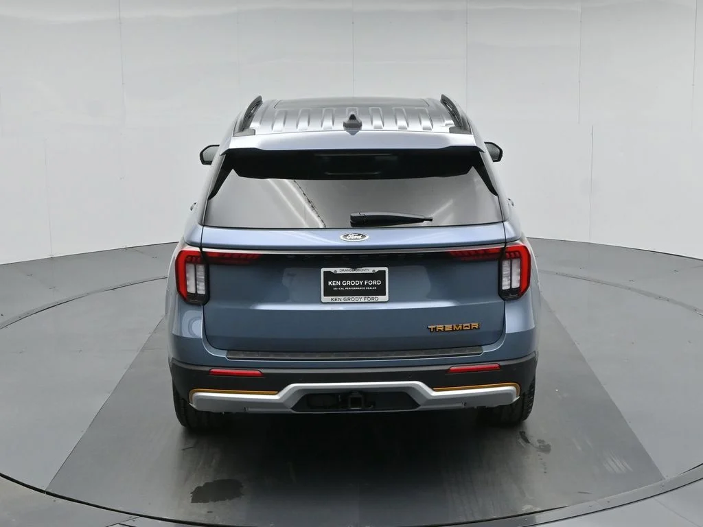 New 2026 Blue Ford Tremor image 38