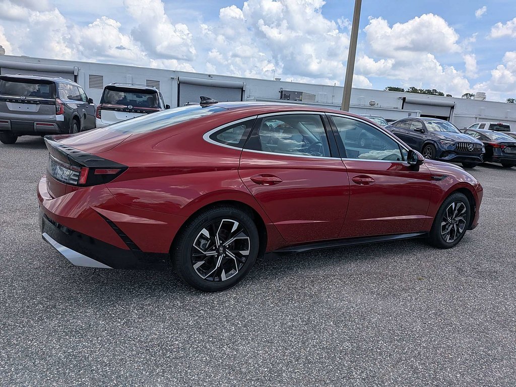 2024 Hyundai Sonata SEL - Photo 3