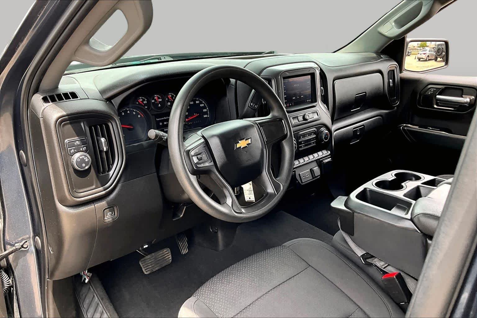 Used 2021 Shadow Gray Metallic Chevrolet Custom image 18