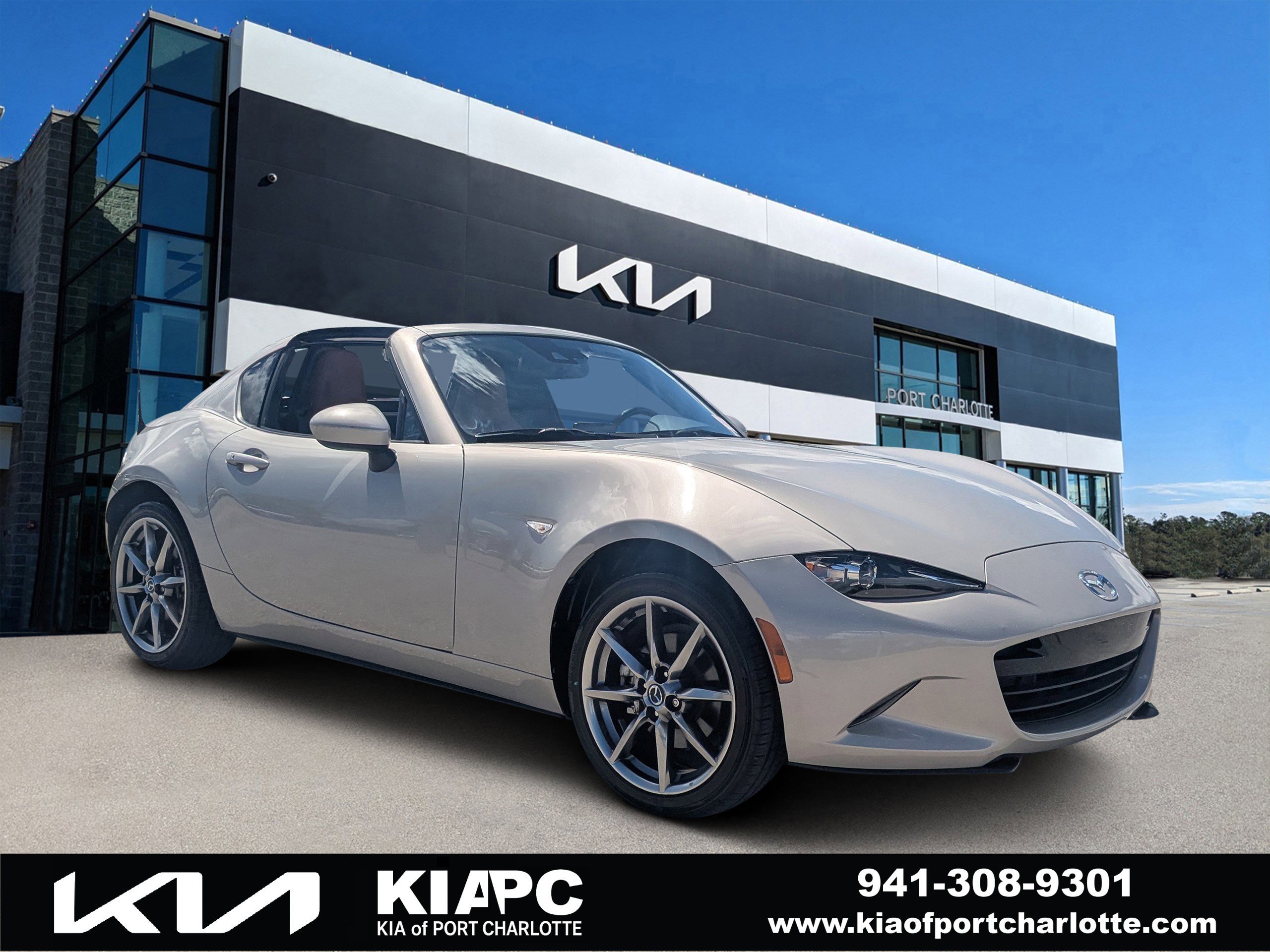 2023 Mazda MX-5 Miata Grand Touring's photo