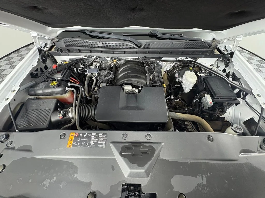 Used 2017 White Chevrolet WT image 25
