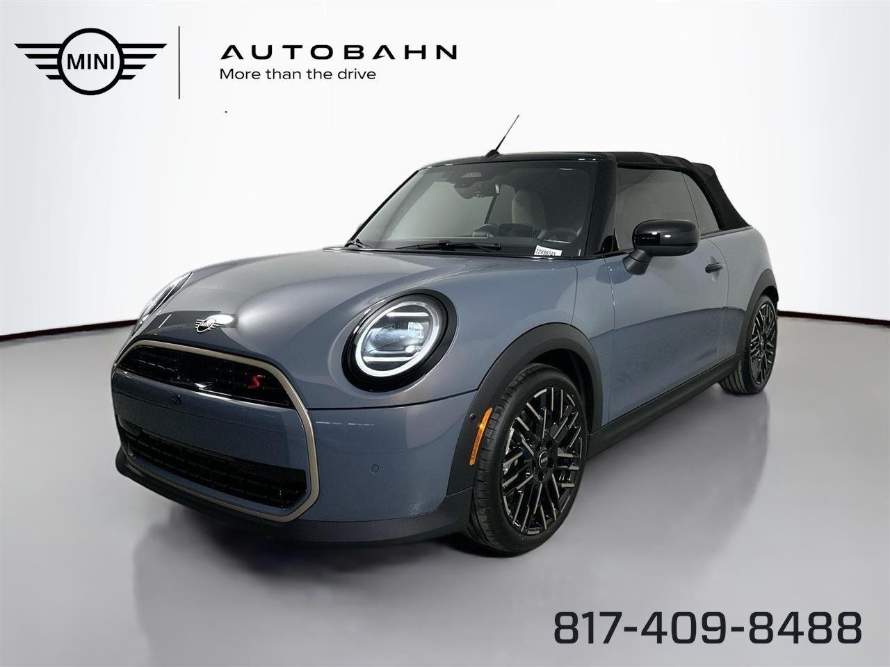 2026 MINI Convertible Cooper S's photo