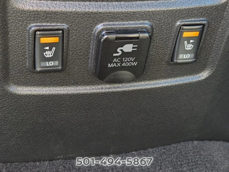 Used 2017 Magnetic Black NISSAN PLATINUM RESERVE image 13