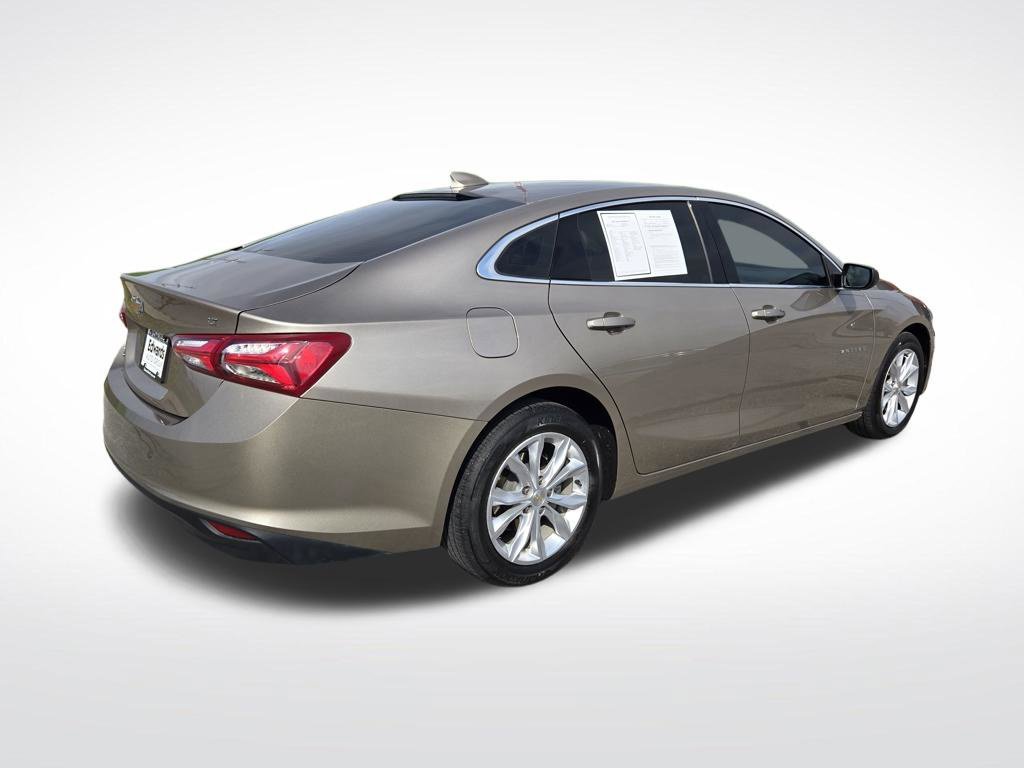 Used 2022 Gray Chevrolet LT image 3