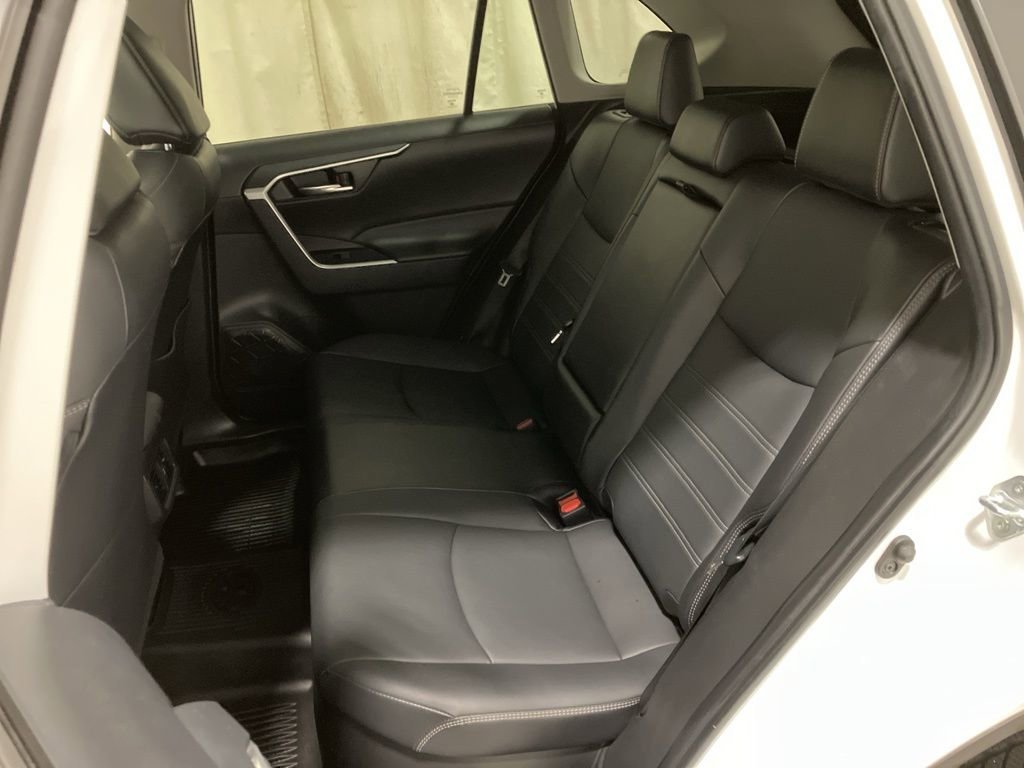 Used 2023 White Toyota Hybrid XLE Premium image 13