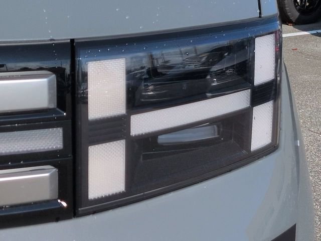 New 2027 Gray Hyundai SE FWD image 32