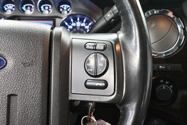 2014 Ford F-250 Super Duty Platinum - Photo 31