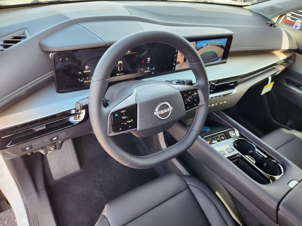 New 2026 Everest White Pearl TriCoat Nissan SL image 8
