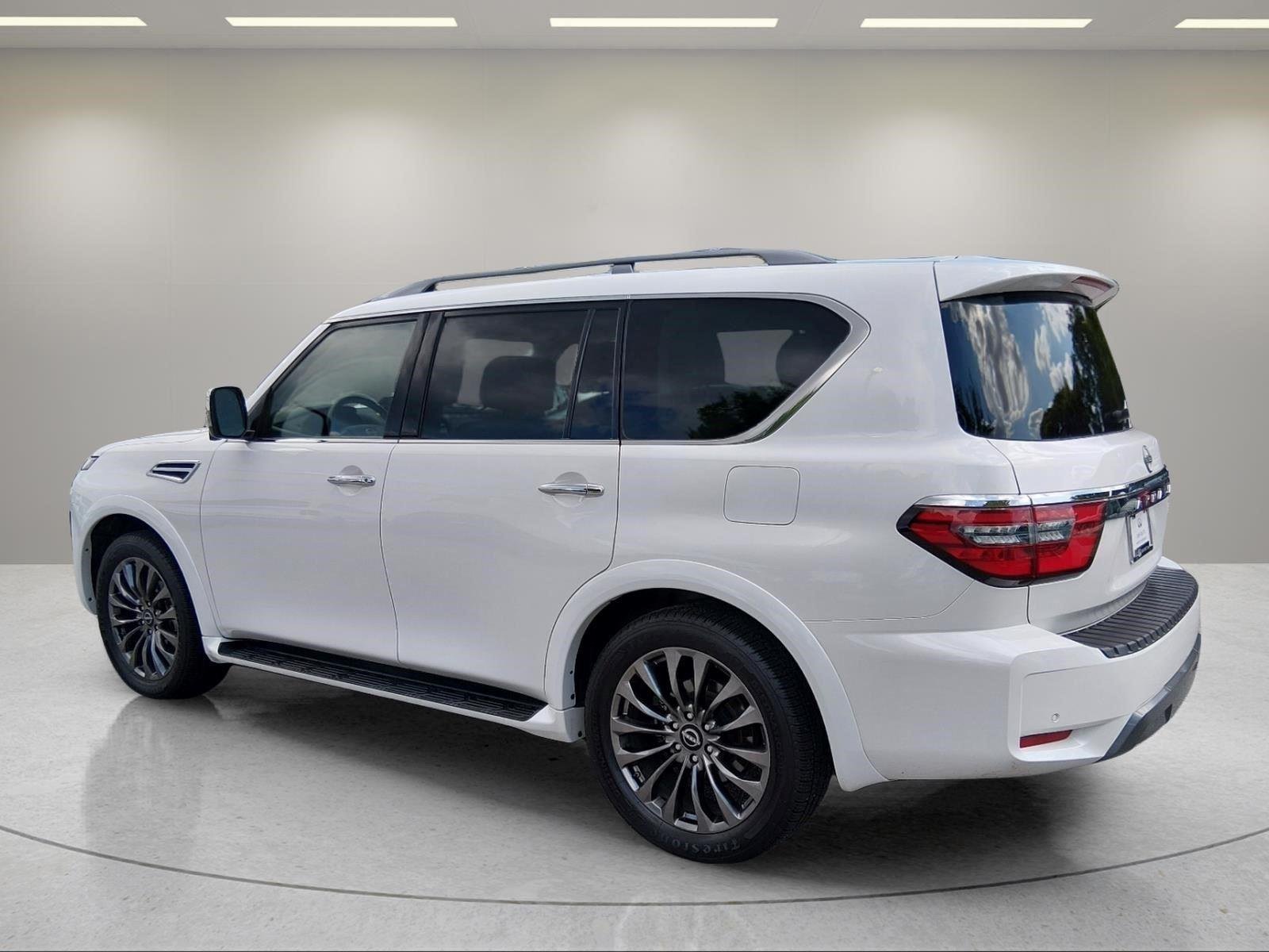 2023 Nissan Armada Platinum - Photo 3
