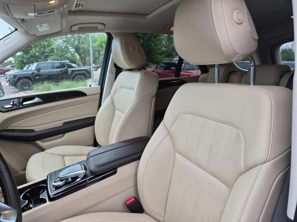 Used 2018  Mercedes-Benz GLE 350 image 32