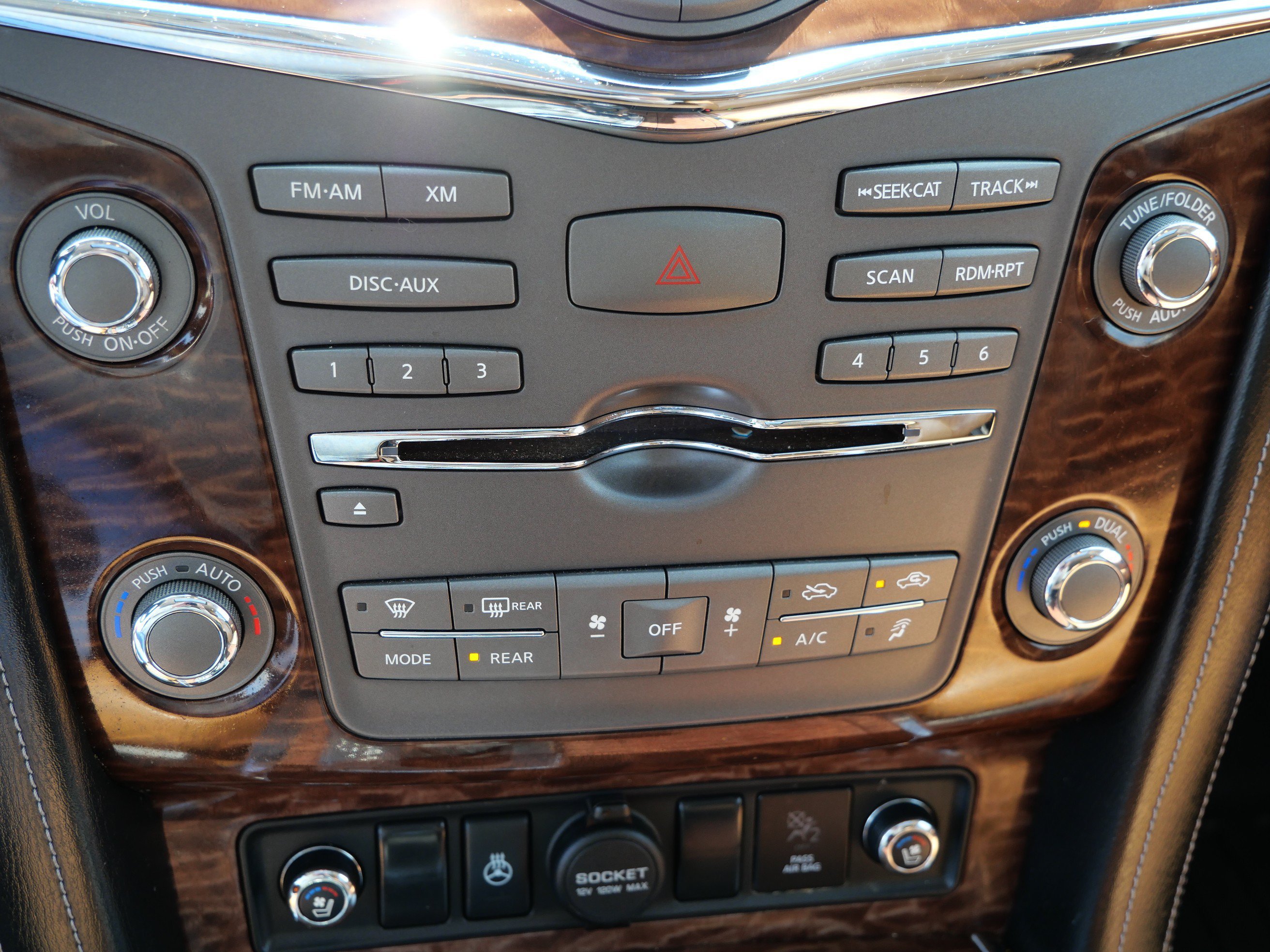 Certified Used 2017 Black Nissan Platinum image 24