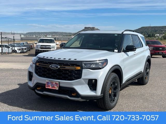 New 2026 Space White Metallic Ford Tremor® image 1