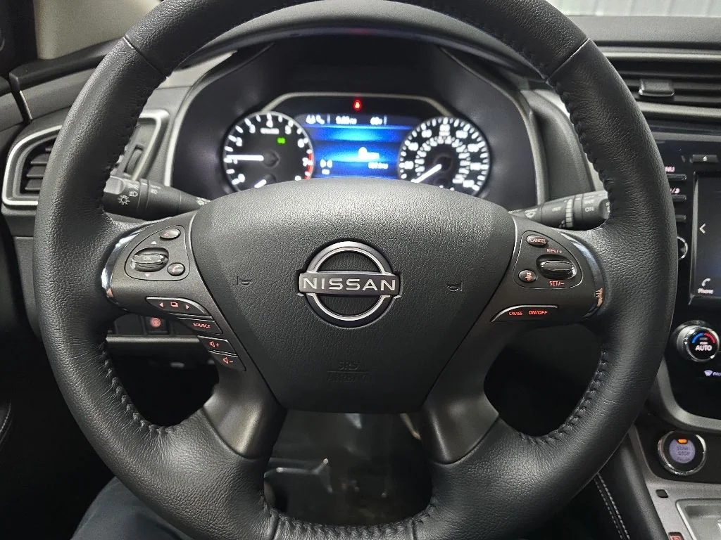 Used 2024 Gray Nissan SV image 19
