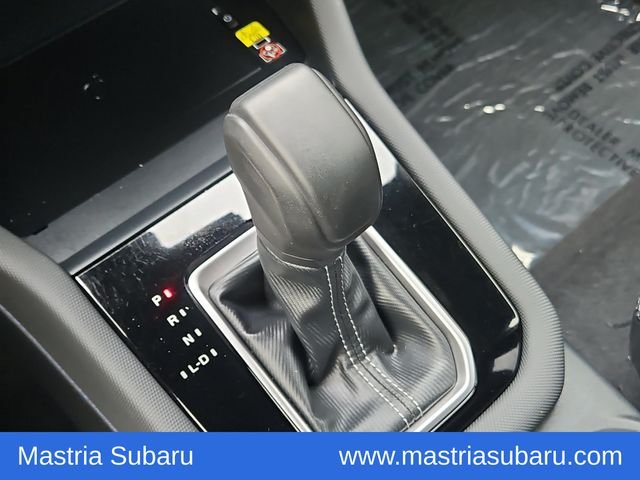 Used 2025 Pearl Subaru Premium image 23