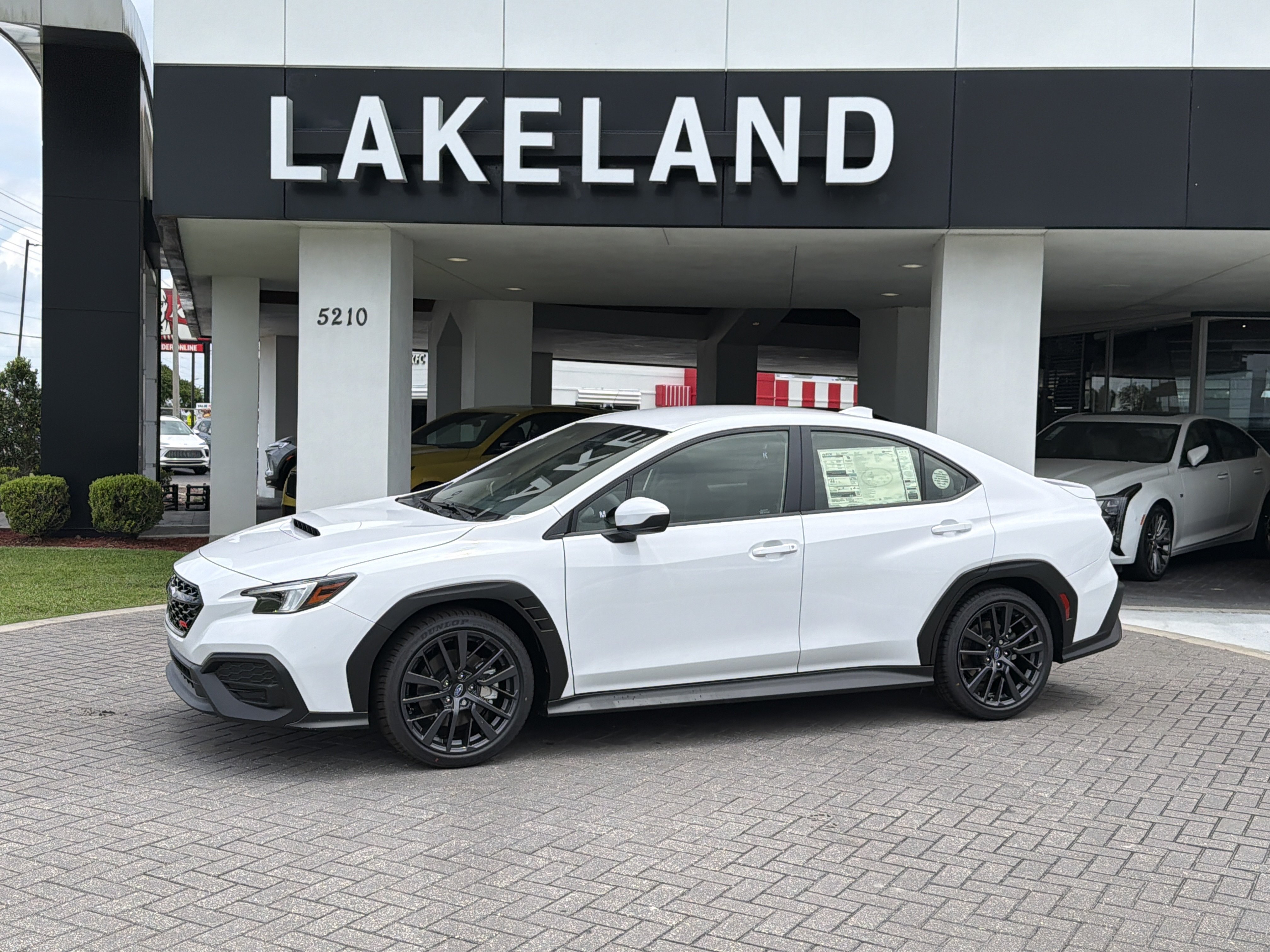 New 2026 CERAMIC WHITE Subaru Base image 2