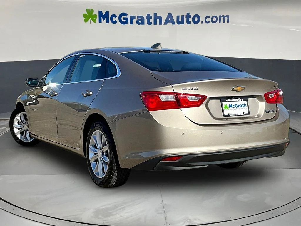 2024 Chevrolet Malibu 1LT - Photo 4