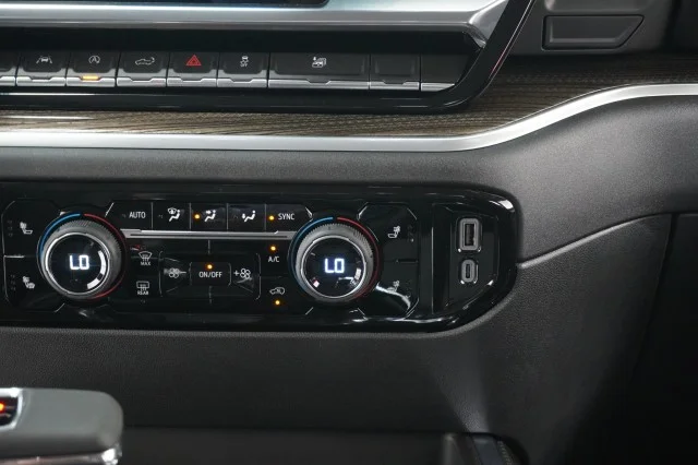2026 Chevrolet Silverado 1500 LT - Photo 23