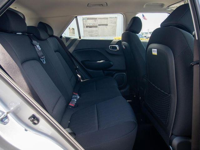 New 2026 Silver Hyundai SE image 15
