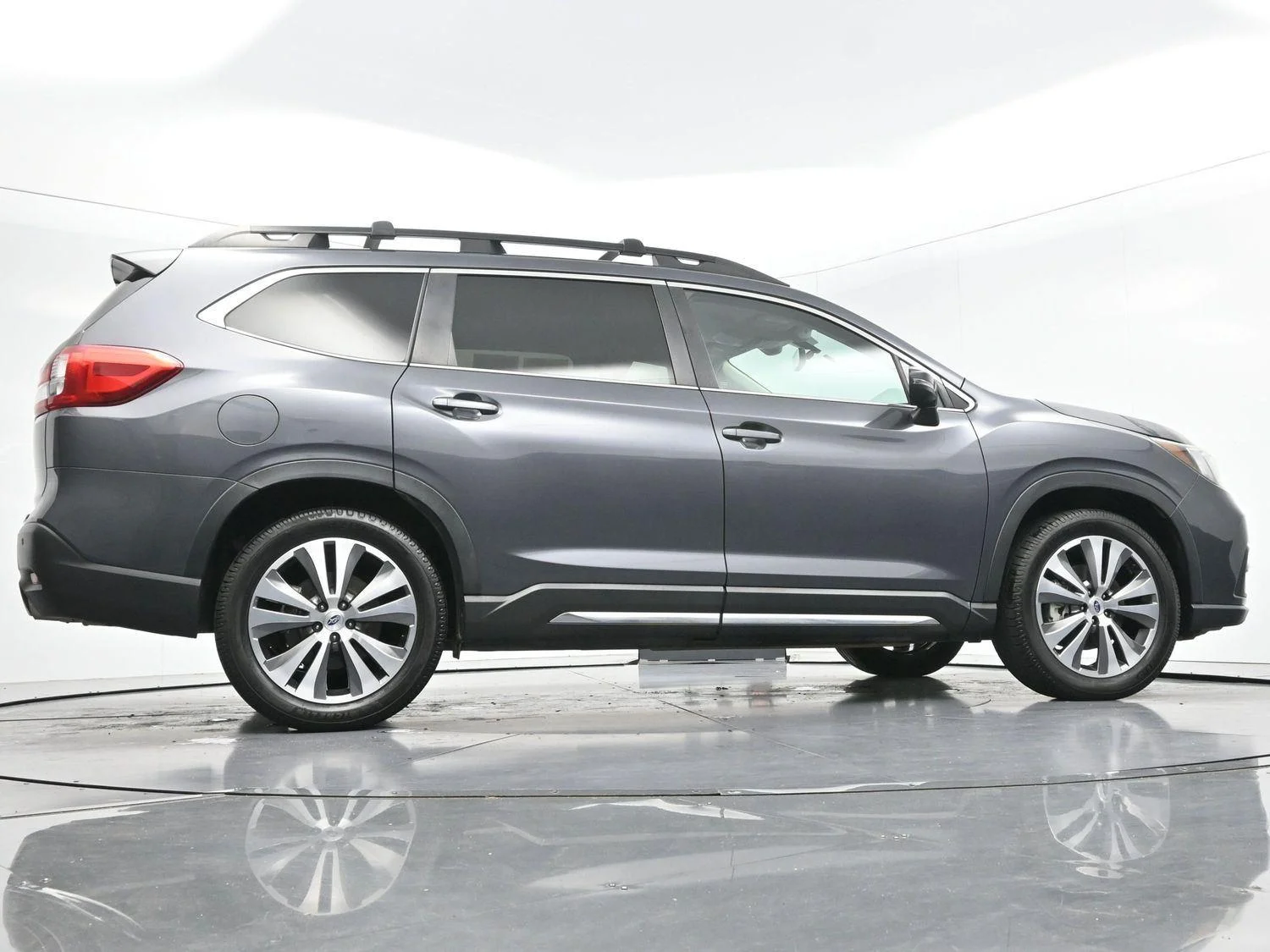 Used 2021 Magnetite Gray Metallic Subaru Limited image 53