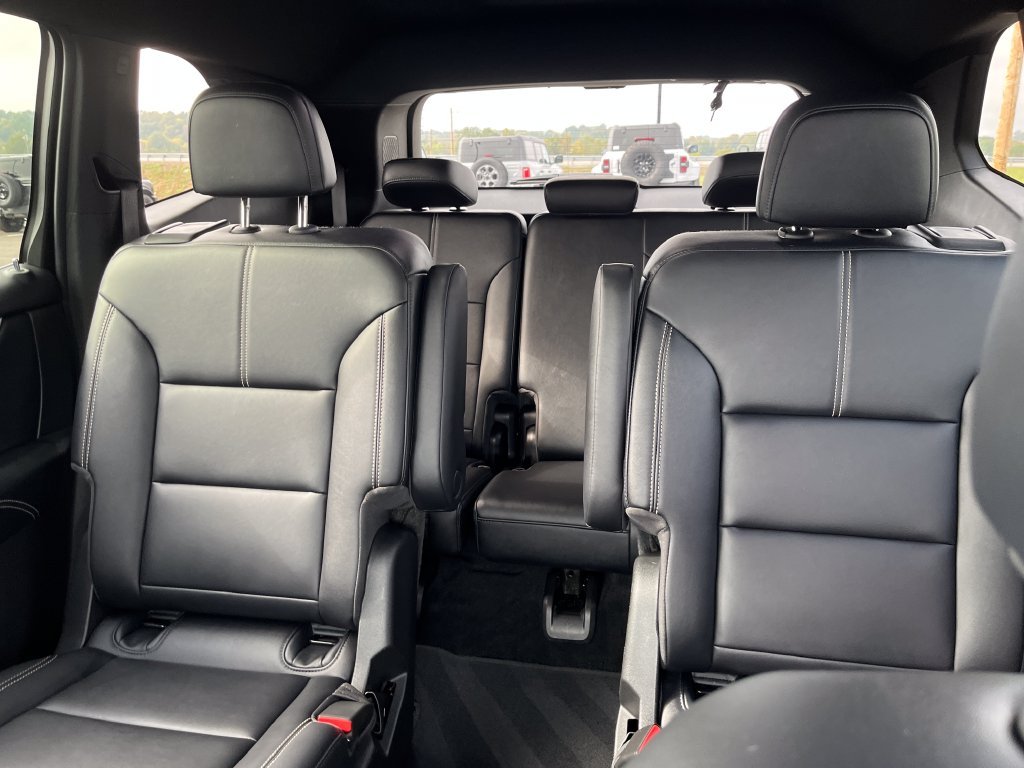 Certified Used 2026 Silver GMC Elevation image 15