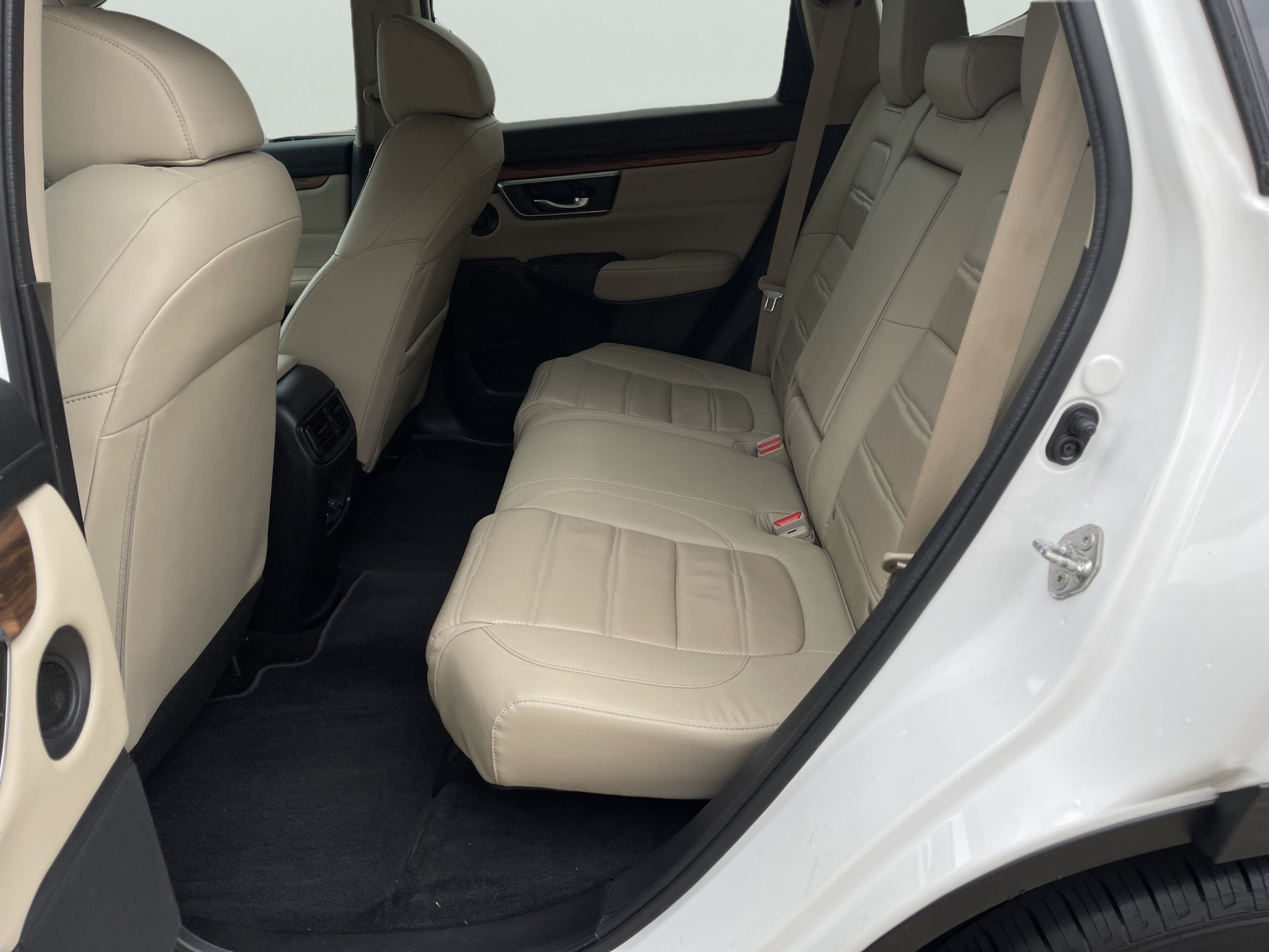 Used 2019 Platinum White Pearl Honda EX-L image 12