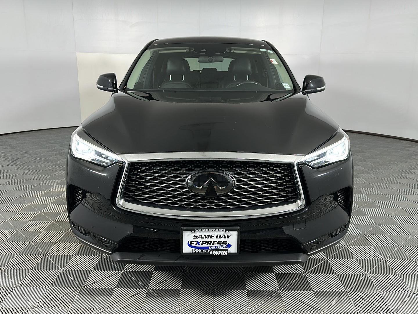 Used 2021 Black Obsidian INFINITI PURE image 13