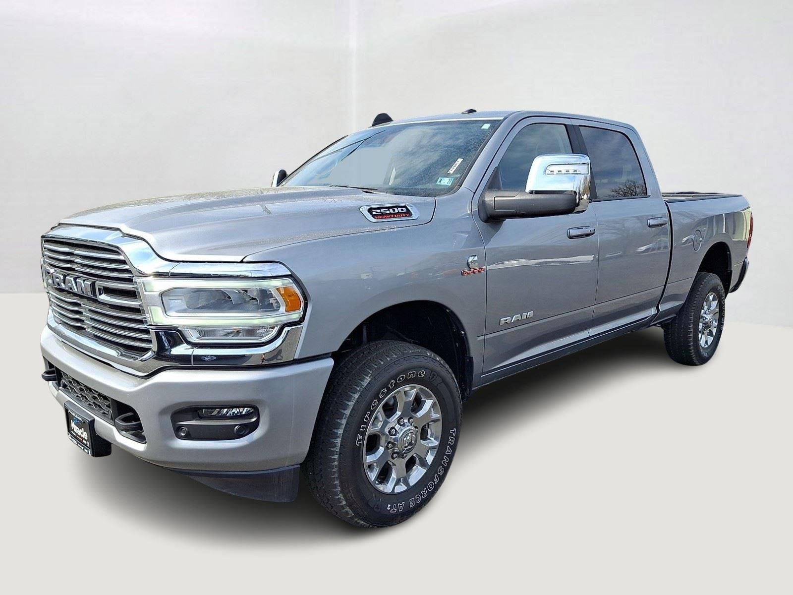 Certified Used 2024 Billet Silver Metallic Clearcoat Ram Laramie image 3