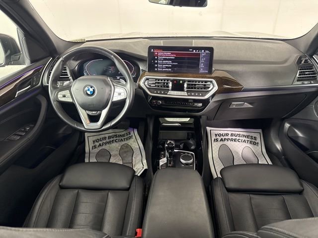 Used 2022  BMW xDrive30i image 19