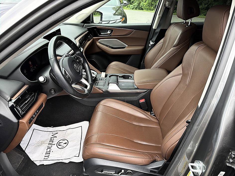 Used 2023 Liquid Carbon Metallic Acura w/Technology Package image 13