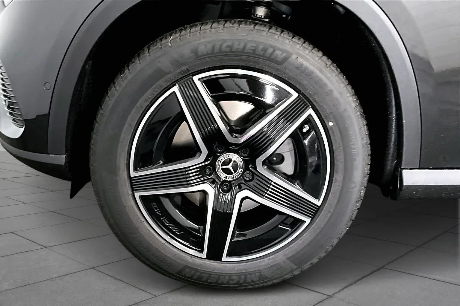 New 2026 Graphite Grey Metallic Mercedes-Benz GLC 300 image 16