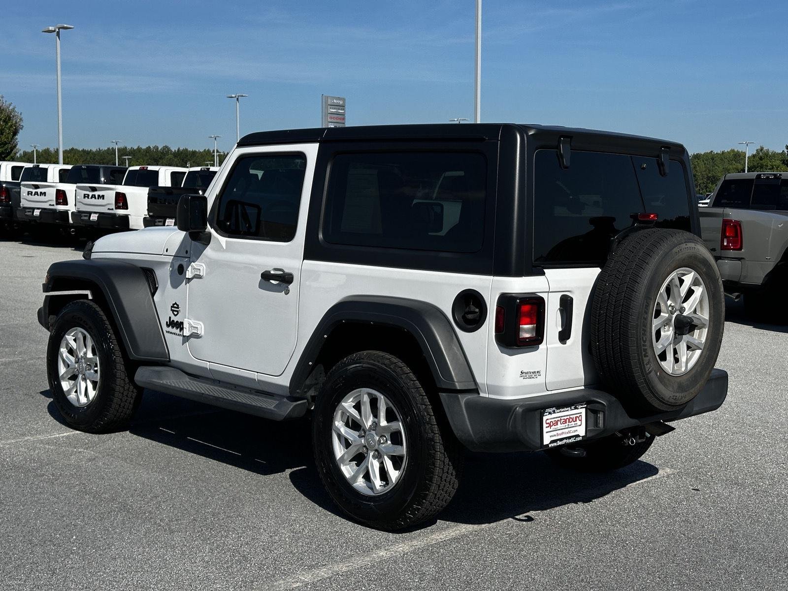 Used 2023 Bright White Clearcoat Jeep Sport S image 15