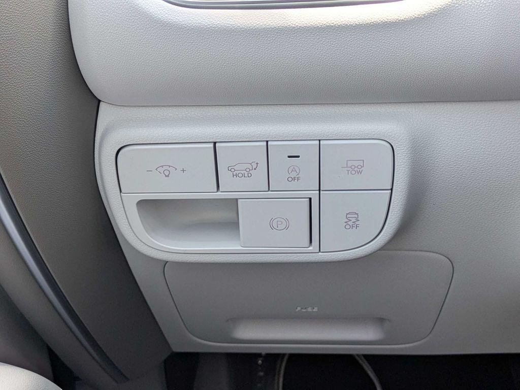 New 2026 White Hyundai SEL FWD image 26